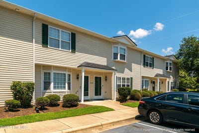 /international/us/2300-vineyard-drive-winterville-nc-110101152760/