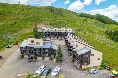 /international/us/15-marcellina-lane-mt-crested-butte-co-110108452035/