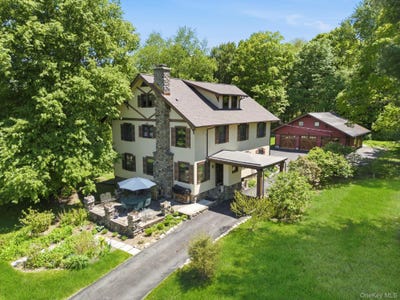 /international/us/8-elmer-galloway-road-katonah-ny-110108232400/