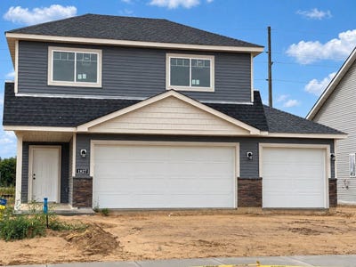 /international/us/1827-pierce-street-south-cambridge-mn-110120063106/