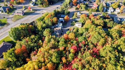 /international/us/jefferson-street-houghton-mi-110120460821/