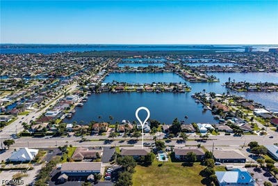 /international/us/423-cape-coral-parkway-w-cape-coral-fl-110109153855/