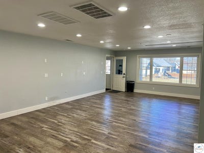 /international/us/1313-w-16th-suite-200-sedalia-mo-110105885947/