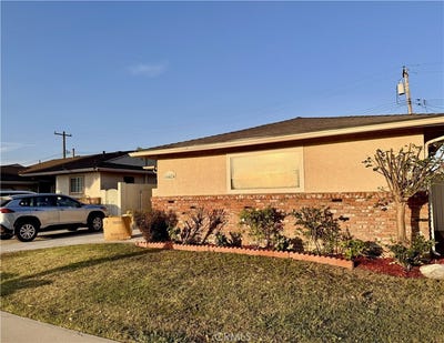 /international/us/16424-alora-avenue-norwalk-ca-110108222599/