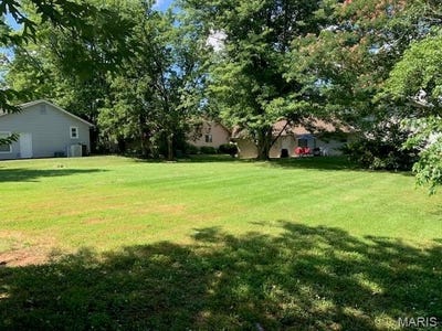 /international/us/1007-bridle-spur-lane-lake-st-louis-mo-110100995512/?lang=en