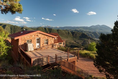 /international/us/2800-cedar-drive-basalt-co-110108120244/