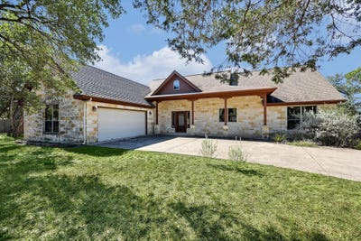 /international/us/404-w-view-dr-wimberley-tx-110120514749/