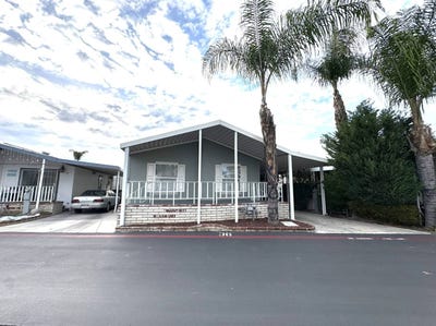 /international/us/1445-w-florida-ave-hemet-ca-110104479405/