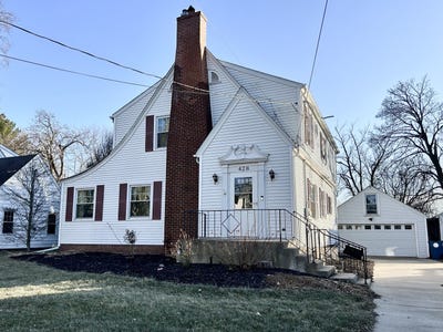 /international/us/428-e-thompson-street-princeton-il-110108572073/