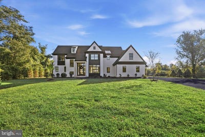 /international/us/1337-valley-road-glen-mills-pa-110109449945/
