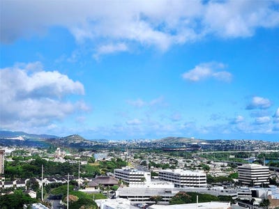 /international/us/98-99-uao-place-aiea-hi-110108734626/