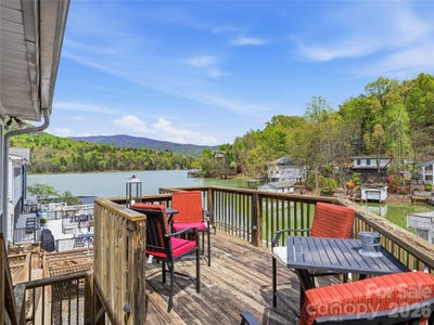 /international/us/102-havnaers-point-lake-lure-nc-110107082934/