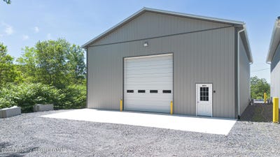 /international/us/pittston-pa-110108653484/