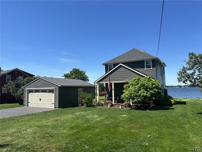 /international/us/8875-shellman-drive-cicero-ny-110108637087/