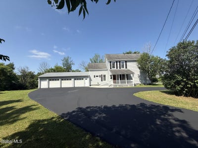 /international/us/1-cambridge-road-greenwich-ny-110109548370/