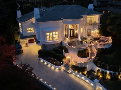 /international/us/355-flagg-court-hinsdale-il-110108474447/