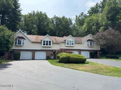 /international/us/4034-chaucer-place-guilderland-ny-110100899662/