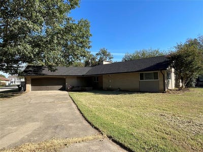 /international/us/600-diamond-street-holdenville-ok-110101167404/