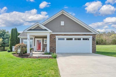 /international/us/1028-mayberry-hills-way-moneta-va-110107003827/