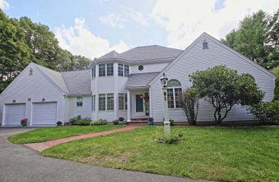 /international/us/81-pond-street-brewster-ma-110120424085/