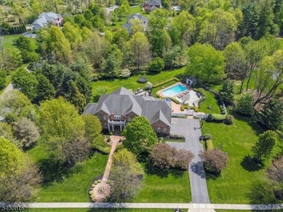 /international/us/1-buckeye-ln-raritan-twp-nj-110108227006/
