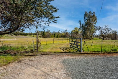 /international/us/1769-e-highway-20-upper-lake-ca-110099039105/?lang=zh-tw