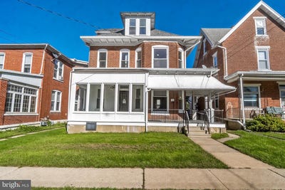 /international/us/107-s-home-avenue-topton-pa-110120489342/