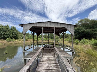 /international/us/296-salters-lake-rd-century-fl-110108684372/