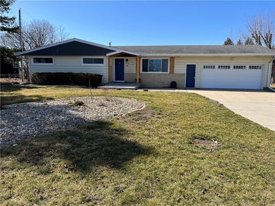 /international/us/2103-governor-road-marshalltown-ia-110103477718/