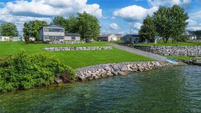 /international/us/15497-lyellton-drive-clayton-ny-110110212244/