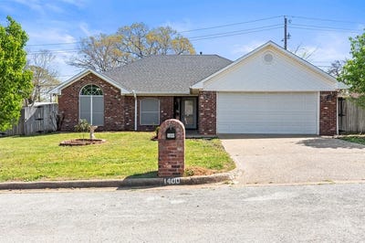 /international/us/1400-lakeside-court-lindale-tx-110098351860/