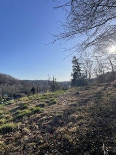 /international/us/6384-camp-creek-rd-huntington-wv-110106430603/