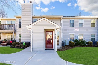/international/us/437-hancock-place-morganville-nj-110097857691/