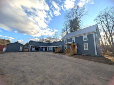 /international/us/1707-east-main-street-conway-nh-110099080542/