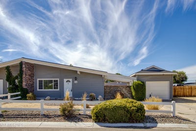 /international/us/12003-rocky-mountain-street-reno-nv-110119888558/