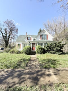 /international/us/303-e-porter-avenue-chesterton-in-110107439734/