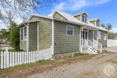 /international/us/2453-2nd-street-worden-mt-110106075946/