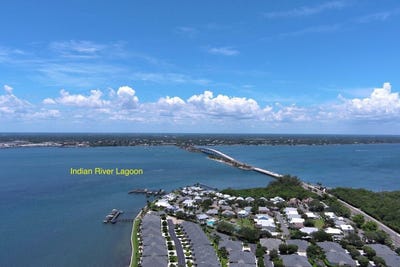 /international/us/3492-ne-causeway-boulevard-104-jensen-beach-fl-110100371849/