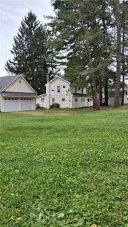 /international/us/4111-e-waneta-lake-road-bradford-ny-110110244797/