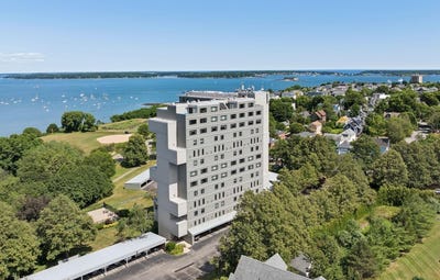 /international/us/340-eastern-promenade-portland-me-110098566927/