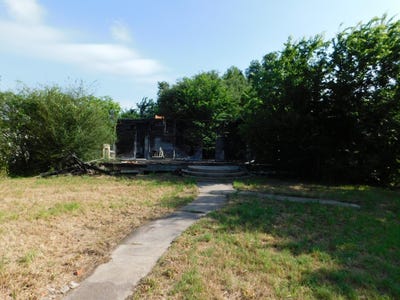 /international/us/318-maryland-street-marlin-tx-110108251414/