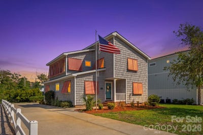 /international/us/1314-holly-drive-north-myrtle-beach-sc-110120045231/