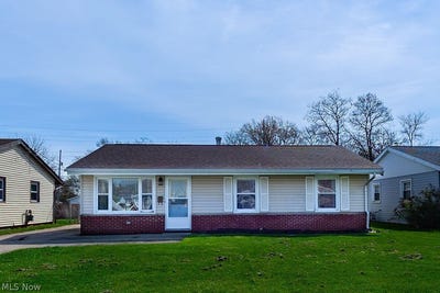 /international/us/1310-e-larchmont-drive-sandusky-oh-110107354578/