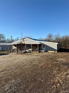 /international/us/12037-highway-32-roby-mo-110107482947/