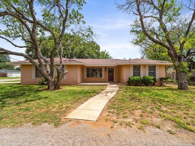 /international/us/1305-e-colorado-pearsall-tx-110109208653/