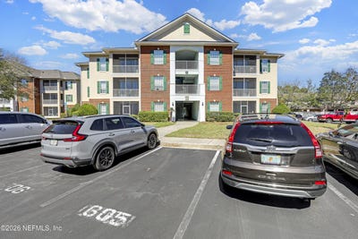 /international/us/785-oakleaf-plantation-parkway-orange-park-fl-110105983177/