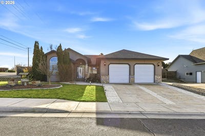 /international/us/994-e-hurlburt-ave-hermiston-or-110101502849/
