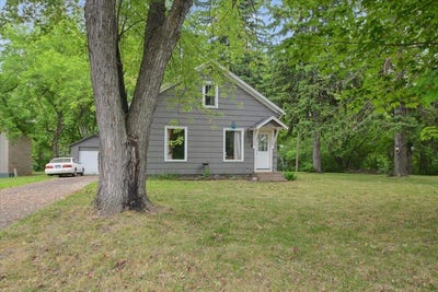 /international/us/300-evergreen-street-mora-mn-110108506624/