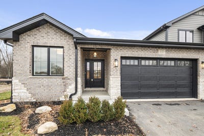 /international/us/11323-1st-street-mokena-il-110106932245/