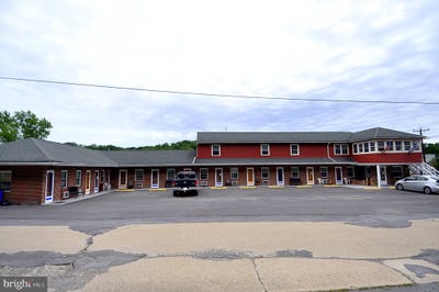 /international/us/268-wilkes-berkeley-springs-wv-110107784940/